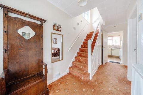 46 Farnham Road, Slough, SL1 3TA