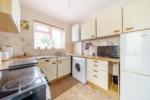 46 Farnham Road, Slough, SL1 3TA