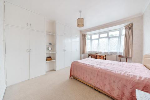 46 Farnham Road, Slough, SL1 3TA