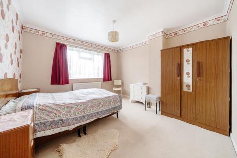 46 Farnham Road, Slough, SL1 3TA