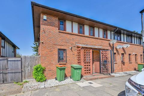 3 bedroom end of terrace house for sale, Heather Close, Beckton, London, E6