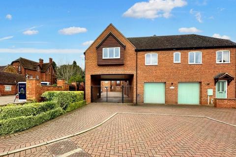 2 bedroom apartment for sale, The Wharf, Weedon, NN7 4GG