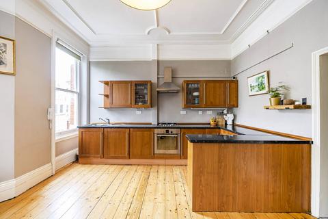 2 bedroom flat for sale, Plympton Road, Brondesbury, London, NW6
