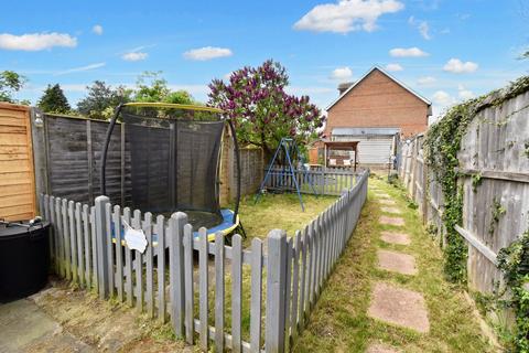 3 bedroom end of terrace house for sale, Francis Road, Ashford TN23