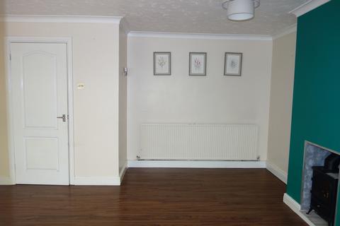 3 bedroom semi-detached house to rent, Beaumont Road, Halesowen B62