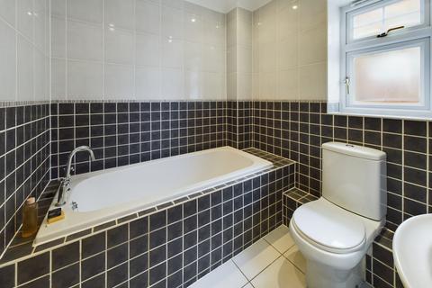 2 bedroom flat for sale, Trinity Court, 17 Highland Road, Bromley, BR1