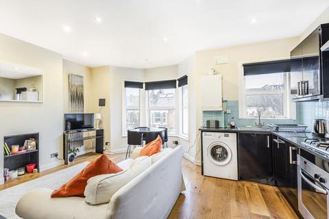 2 bedroom flat for sale, Harbut Road, Battersea