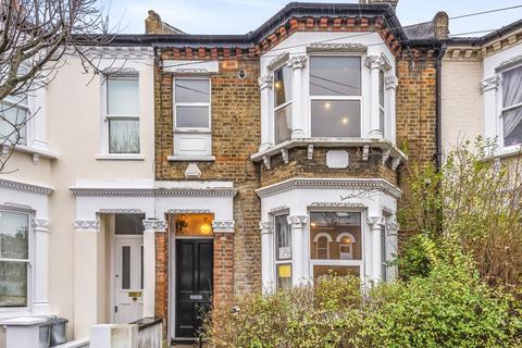 2 bedroom flat for sale, Harbut Road, Battersea