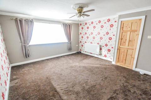 4 bedroom terraced house to rent, Saddleworth Close, Bransholme, Hull, HU7