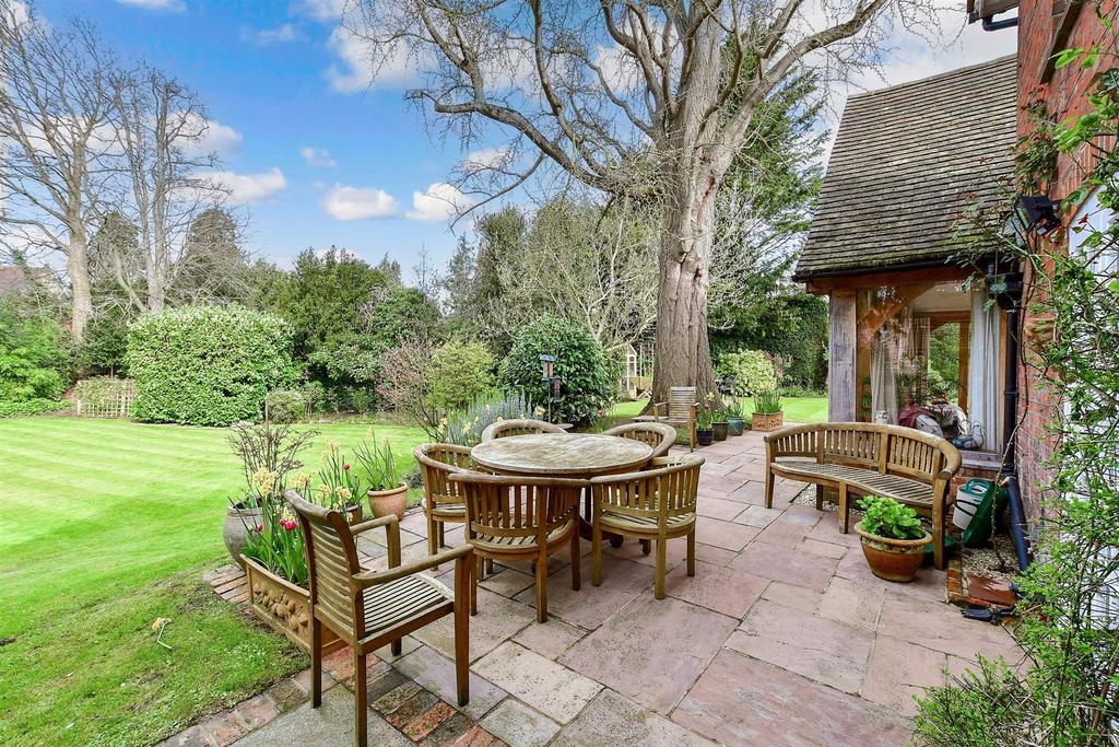 Patio / Decking