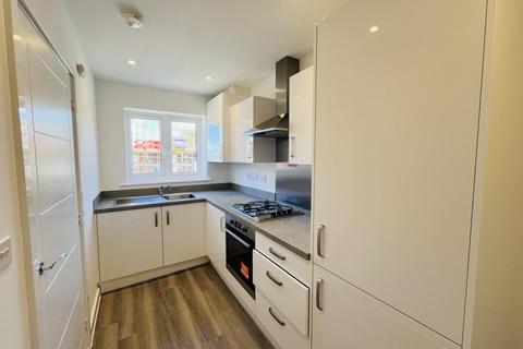 2 bedroom semi-detached house to rent, Drake Gardens, Perrybrook, GL3