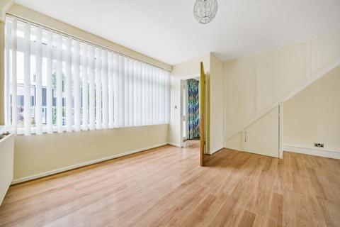 3 bedroom terraced house for sale, The Hall, Foxes Dale, London