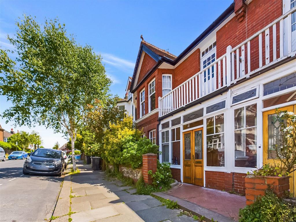Lyndhurst Road, Hove, BN3 6FA 6 bed semidetached house for sale £1,000,000