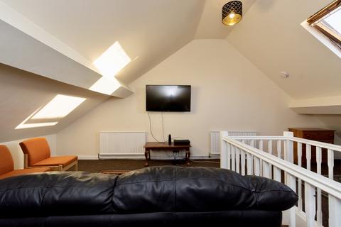 5 bedroom house to rent, Leicester, Leicester LE3