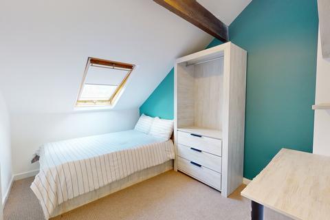 5 bedroom flat to rent, Leeds LS6