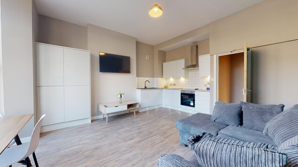Leeds - 4 bedroom flat to rent