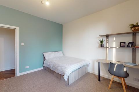 5 bedroom flat to rent, Leeds LS2