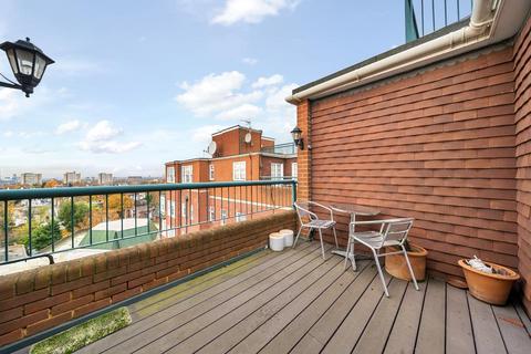 2 bedroom flat for sale, Apsley House,  St John's Wood,  NW8