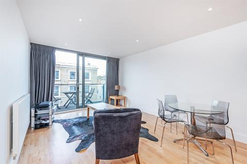 1 bedroom flat to rent, Ellesmere Court, Fulham Road, SW10