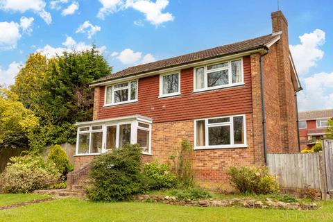 4 bedroom detached house for sale, Milton Crescent, East Grinstead RH19