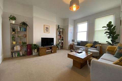 1 bedroom apartment to rent, Park Hall Road, Dulwich, London, SE21