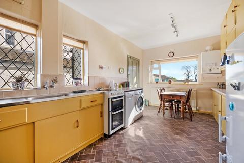3 bedroom semi-detached house for sale, Bradford Road, Burley in Wharfedale, Ilkley, West Yorkshire, LS29