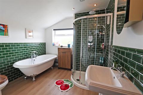 43 Sanderstead Road, South Croydon, CR2 0PE
