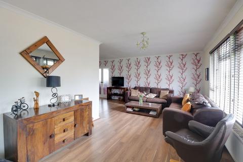 4 bedroom detached bungalow for sale, Holland Park, Newmarket CB8