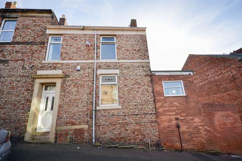 2 bedroom end of terrace house for sale, Chandos Street, Gateshead