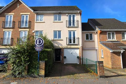 3 bedroom terraced house for sale, The Oaks, Newbury RG14