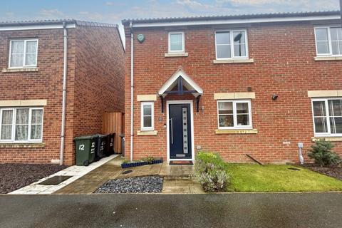 3 bedroom semi-detached house for sale, Earlsmeadow, Earsdon View, Newcastle upon Tyne, Tyne and Wear, NE27 0GB