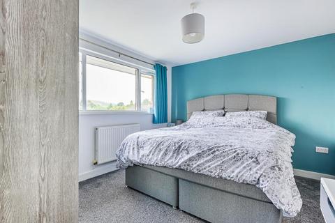 44 Greenfields, Kington, HR5 3AA