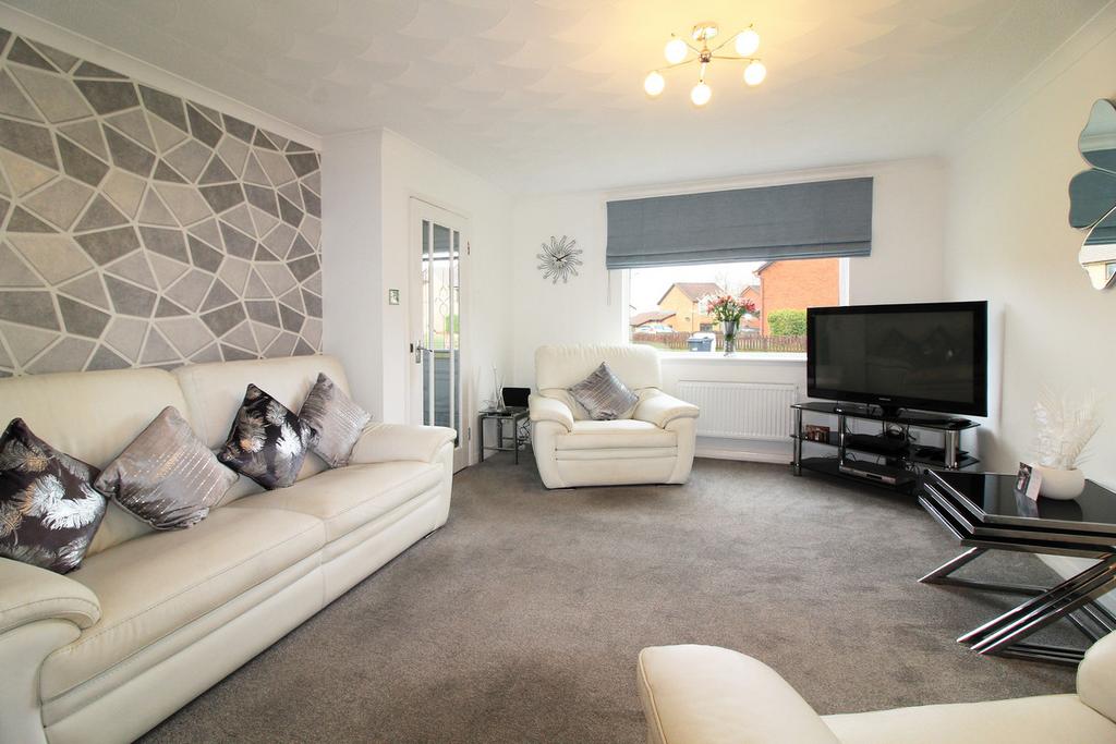 Cargill Drive, Prestwick, KA9 3 bed semidetached house for sale £200,000
