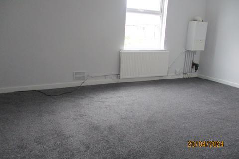 2 bedroom end of terrace house to rent, Bowler Street, Levenshulme M19