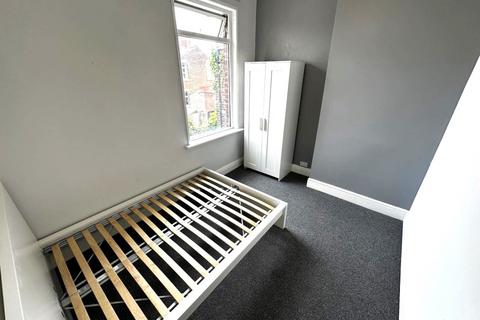 4 bedroom house share to rent, Plungington Road Preston PR2 3PQ