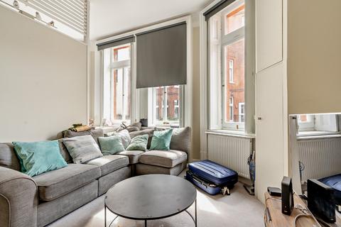 1 bedroom flat for sale, Pont Street, London