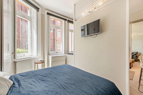 1 bedroom flat for sale, Pont Street, London