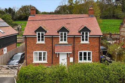 4 bedroom detached house for sale, Wesley Cottage, Lower Chute, Andover