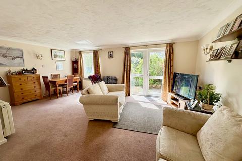 1 bedroom ground floor flat for sale, School Road, Wrington