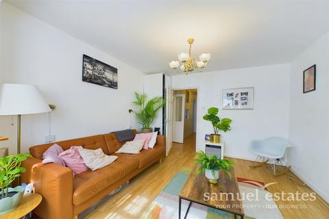 3 bedroom terraced house for sale, Windermere Road, Streatham Vale, SW16