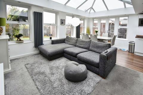13 Allendale Drive, Bury, BL9 8EJ