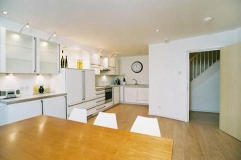 3 bedroom flat to rent, Sidney Grove, Clerkenwell, London, EC1V