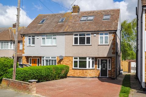 4 bedroom semi-detached house for sale, Stewart Road, Chelmsford