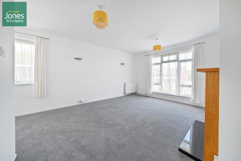 2 bedroom flat to rent, Lincoln Road, Worthing, BN13