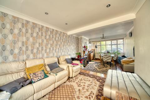 3 bedroom end of terrace house for sale, Rickmansworth Road, Pinner HA5