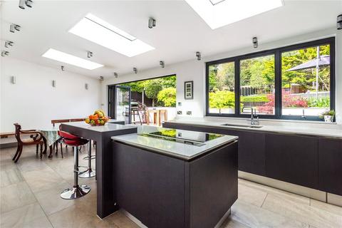 Medstead Dorking Road, Gomshall, Guildford, GU5 9NY