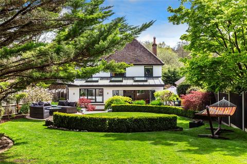 Medstead Dorking Road, Gomshall, Guildford, GU5 9NY