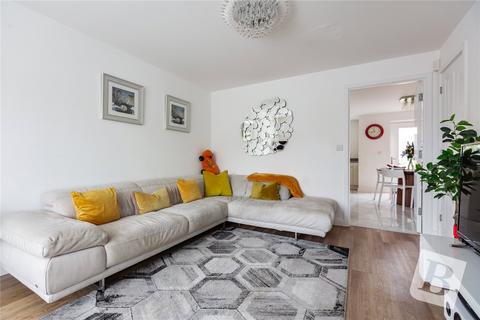 8 Birdie Close, Broomfield, Chelmsford, CM3 3FW