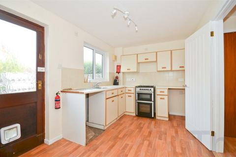 2 bedroom terraced house to rent, Newport PO30
