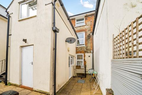 3 bedroom flat to rent, Romsey Road, Winchester, SO22